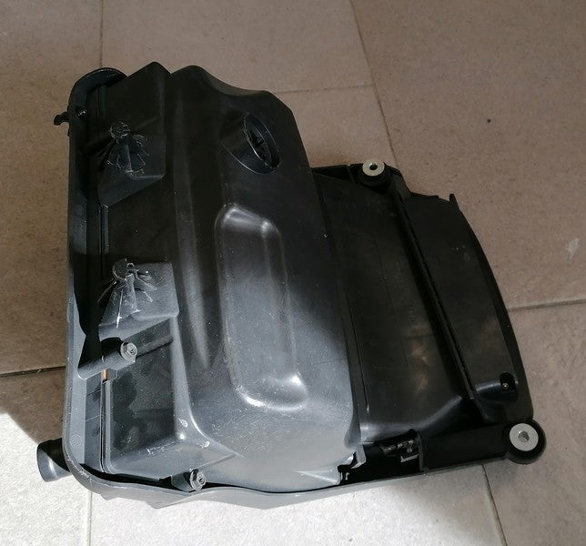 Image of LEFT HAND AIRBOX AND FILTER ASSEMBLY