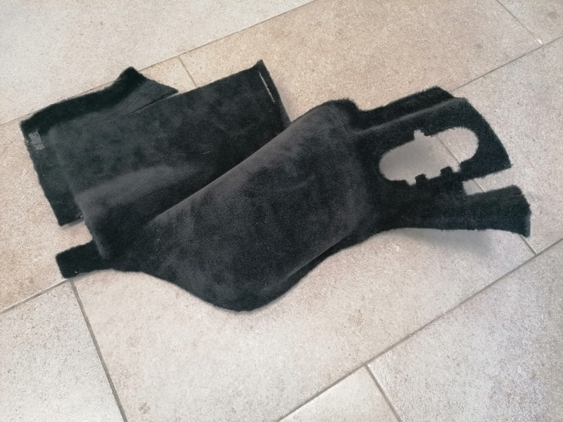 Image of RIGHT HAND REAR BOOT TRUNK CARPET TRIM