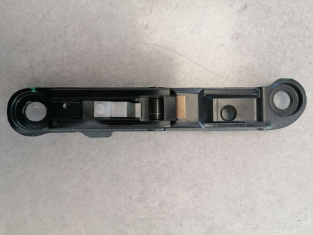 RIGHT HAND ROOF STRIKER PLATE