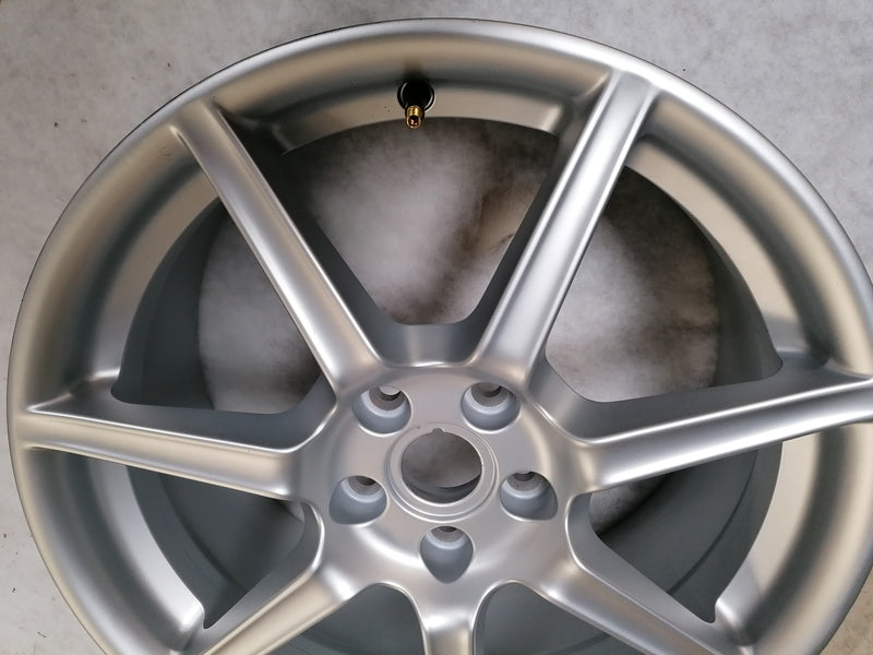 FRONT 7 SPOKE 19" ALUMINIUM ALLOY WHEEL