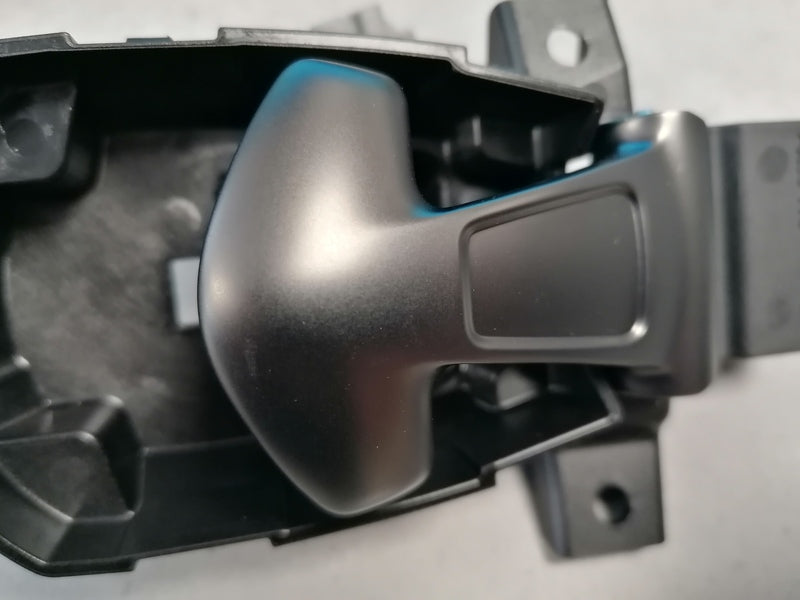 Image of RIGHT HAND SIDE INTERIOR DOOR PULL HANDLE ASSEMBLY