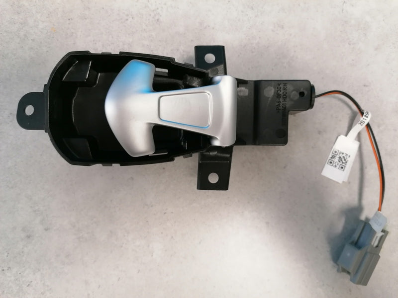 Image of RIGHT HAND SIDE INTERIOR DOOR PULL HANDLE ASSEMBLY