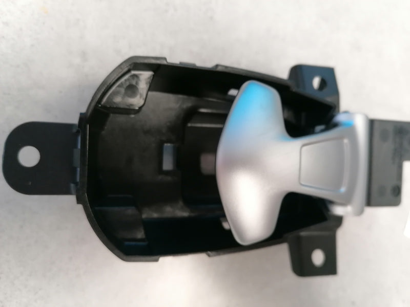 Image of RIGHT HAND SIDE INTERIOR DOOR PULL HANDLE ASSEMBLY