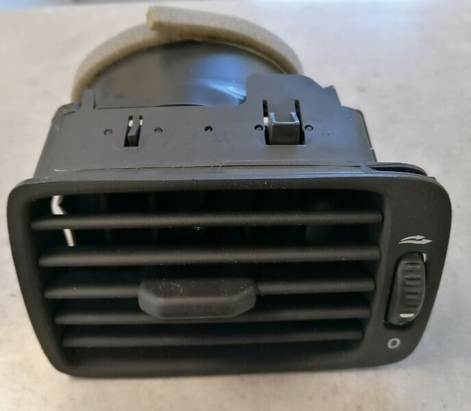 Image of RIGHT HAND SIDE DASHBOARD AIR VENT REGISTER