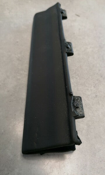 FINISHER PANEL TRIM FOR THE CENTRE REAR CONSOLE