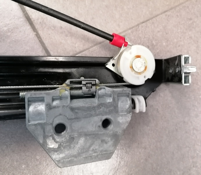 WINDOW REGULATOR AND MOTOR REAR RIGHT