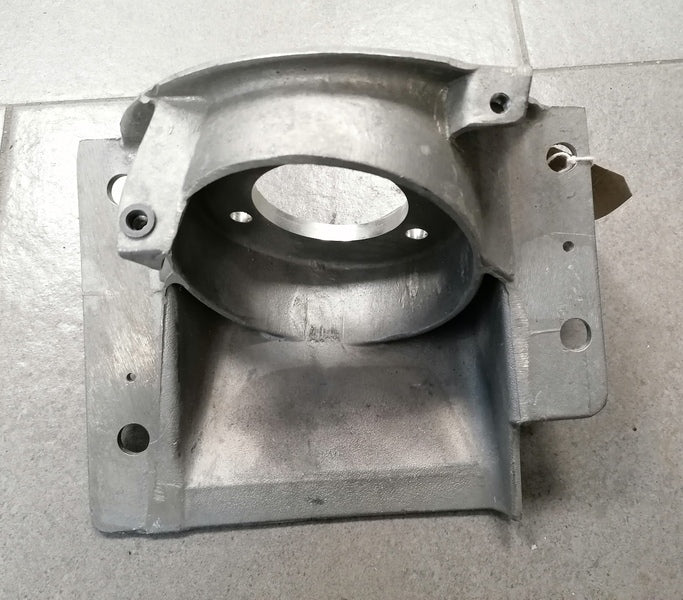 Image of REAR RIGHT SHOCK ABSORBER MOUNTING