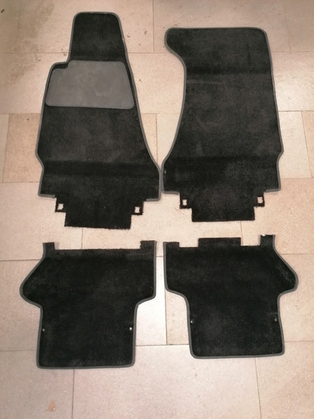 Image of CARPET SET OF 4 PIECES OBSIDIAN BLACK