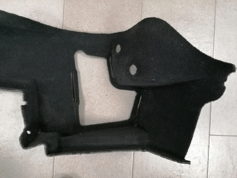 RIGHT HAND REAR BOOT TRIM CARPET