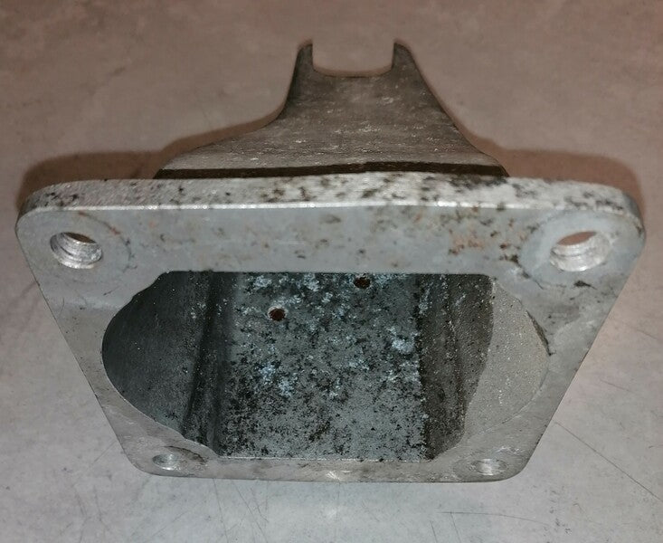 Image of RIGHT HAND SIDE DIFFERENTIAL MOUNTING