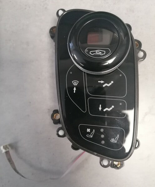Image of LEFT HAND SIDE CENTRE STACK HEATING AND COOLING SWITCH MODULE