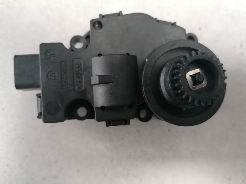 Image of HEATER CONTROL MOTOR ACUATOR ASSEMBLY
