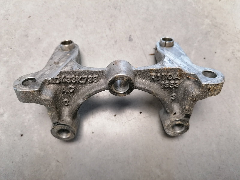 Image of POWER STEERING SUPPORT MOUNTING BRACKET