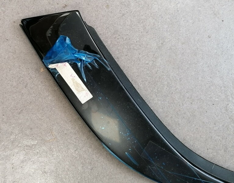Image of RIGHT REAR DOOR WAISTE SEAL
