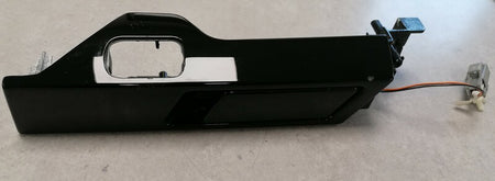 RIGHT REAR INTERIOR DOOR RELEASE HANDLE