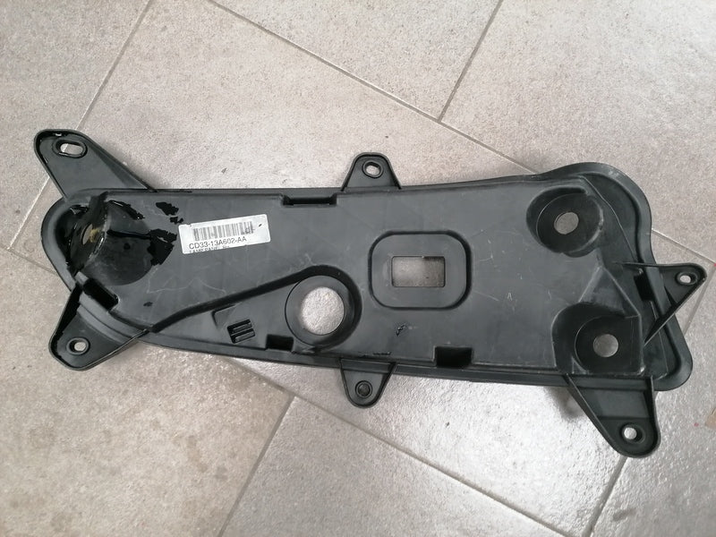 RIGHT REAR LIGHT LAMP BACKING MOUNTING PANEL
