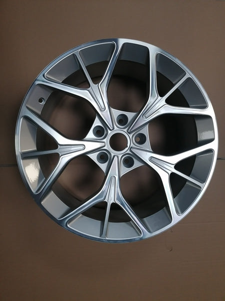 Image of SNOWFLAKE FRONT ALLOY WHEEL