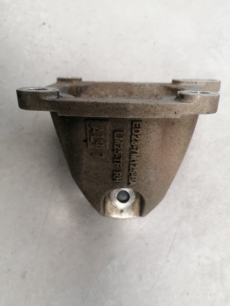 Image of RIGHT REAR TRANSMISSION GEARBOX MOUNT MOUNTING BRACKET