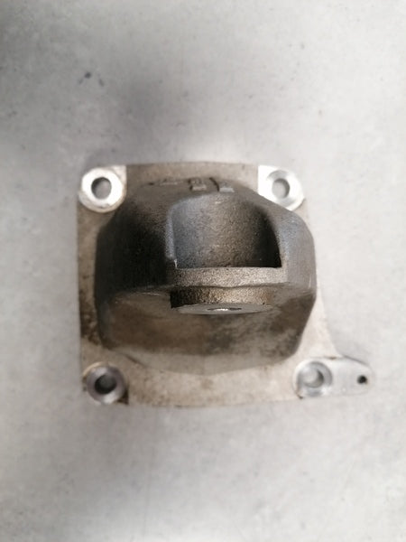 Image of RIGHT REAR TRANSMISSION GEARBOX MOUNT MOUNTING BRACKET