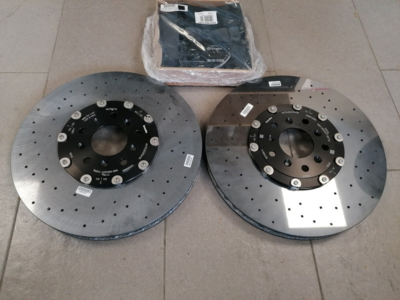 Image of SAVE OVER 15% - DISCOUNTED - SET OF BRAKE PADS AND DISCS