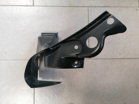 Image of AUX RADIATOR DUCT RIGHT FRONT AIR GUIDE