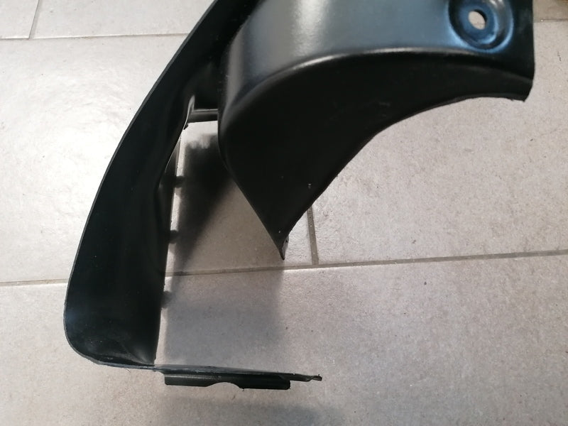 Image of AUX RADIATOR DUCT RIGHT FRONT AIR GUIDE