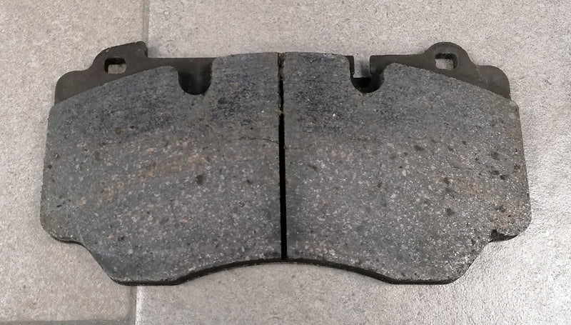 FRONT DISC BRAKE PADS FOR CARBON CERAMIC DISCS