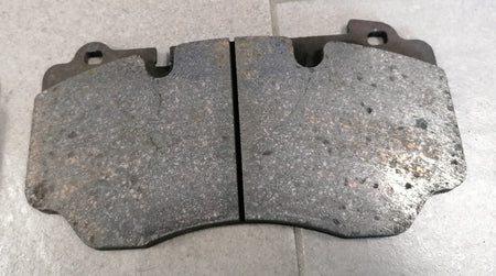 FRONT DISC BRAKE PADS FOR CARBON CERAMIC DISCS