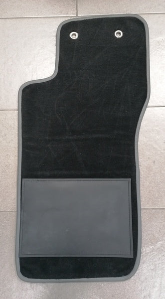 DRIVER FOOTWELL MAIN FLOOR CARPET MAT VANTAGE RHD