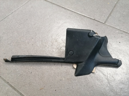 FRONT DOOR MOULDING TRIM RUBBER WEATHER SEAL 