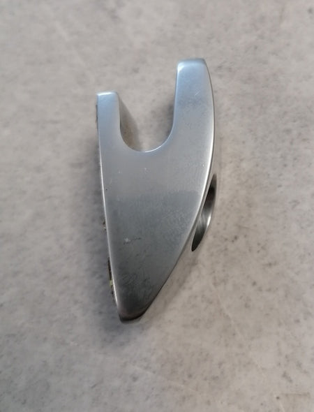 ROADSTER REAR DEFLECTOR COAT HOOK