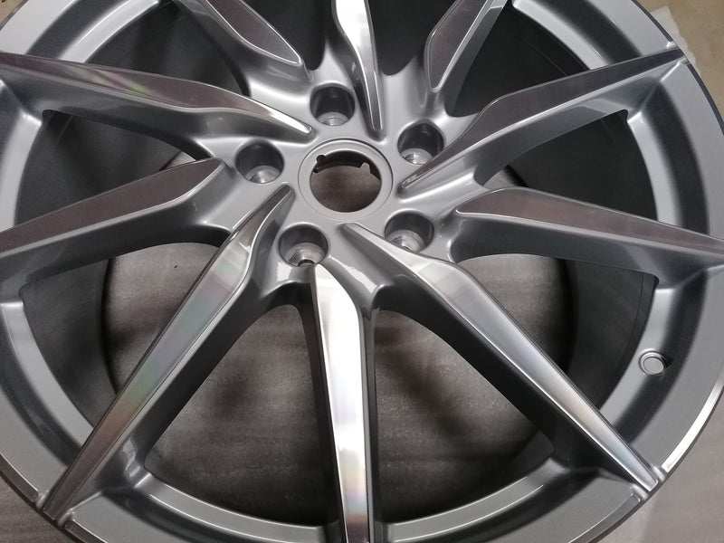 Image of 20" LEFT FRONT ALLOY WHEEL