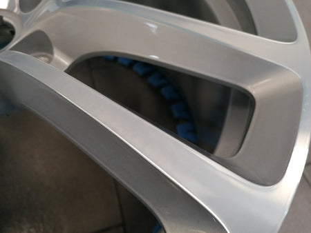 Image of REAR 19" ALUMINIUM ALLOY WHEEL