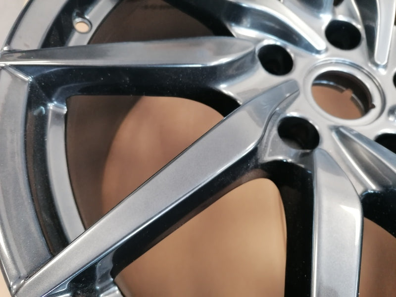 Image of 20" LEFT FRONT ALUMINIUM ALLOY WHEEL