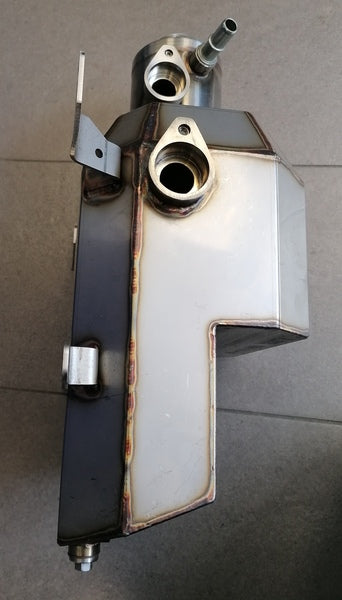 ENGINE OIL TANK DRY SUMP TANK 4.7LT