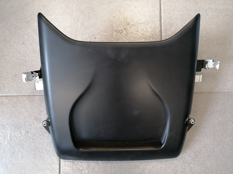 REAR ENGINE COVER - V8 MODELS