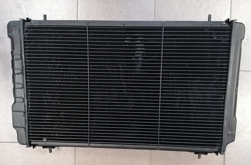 RADIATOR ASSEMBLY FOR MANUAL TRANSMISSION