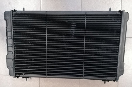 RADIATOR ASSEMBLY FOR MANUAL TRANSMISSION