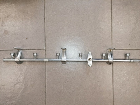 LEFT SIDE FUEL INJECTION RAIL ASSEMBLY