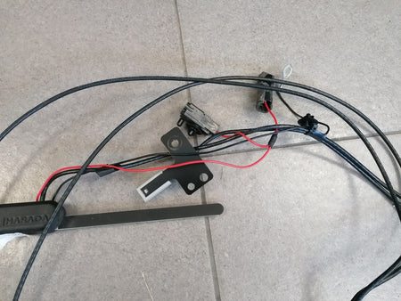 WIRING HARNESS ASSEMBLY FOR RADIO AM/FM ANTENNA