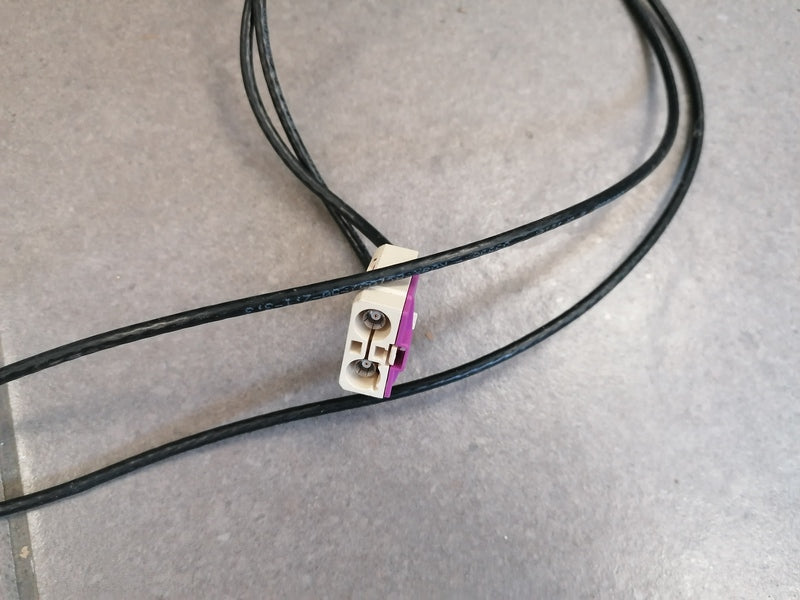 WIRING HARNESS ASSEMBLY FOR RADIO AM/FM ANTENNA