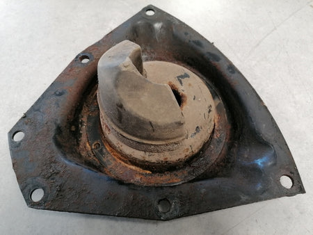 FRONT SUSPENSION SPRING PAN ASSEMBLY
