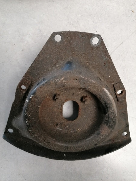 FRONT SUSPENSION SPRING PAN ASSEMBLY