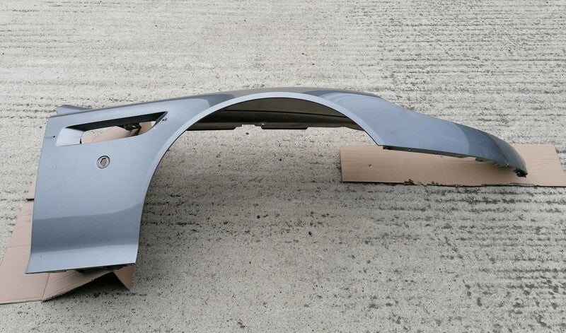 RIGHT FRONT WING FENDER ASSEMBLY