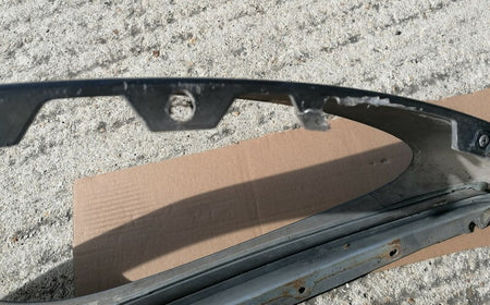 RIGHT FRONT WING FENDER ASSEMBLY