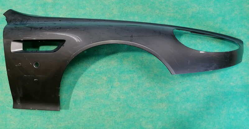 RIGHT FRONT WING FENDER ASSEMBLY