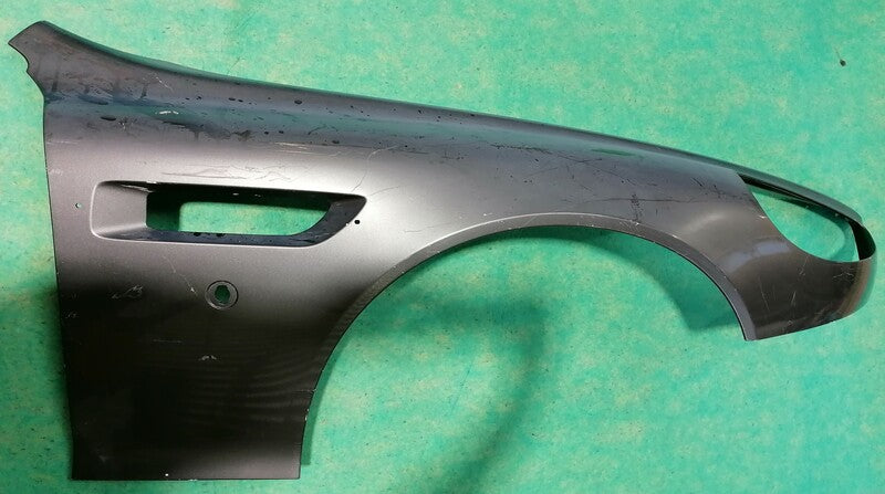 RIGHT FRONT WING FENDER ASSEMBLY