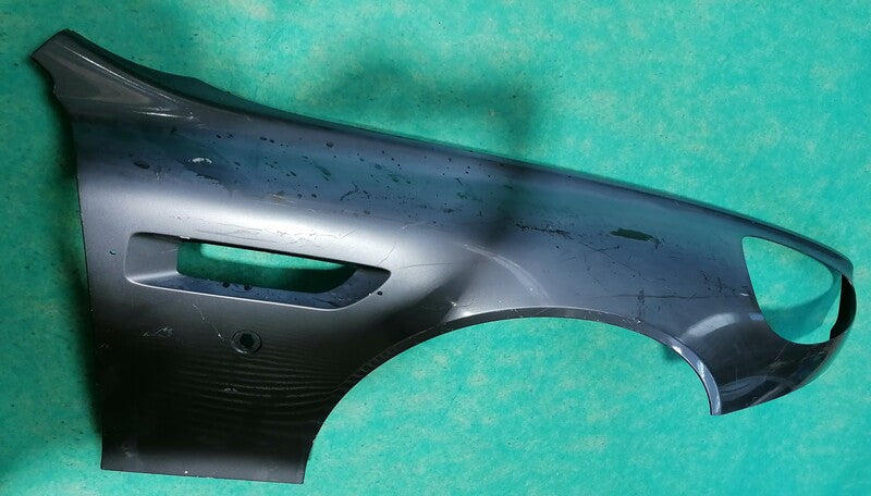 RIGHT FRONT WING FENDER ASSEMBLY