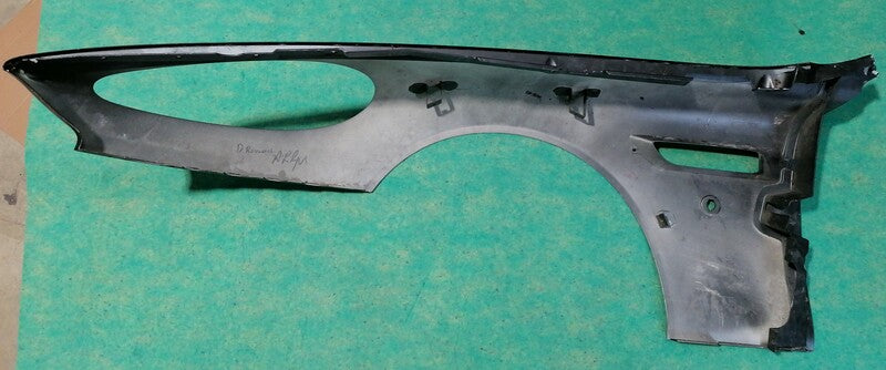 RIGHT FRONT WING FENDER ASSEMBLY