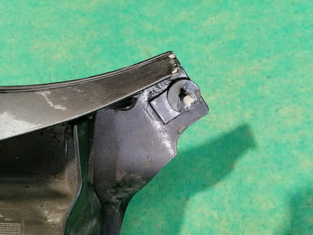 RIGHT FRONT WING FENDER ASSEMBLY